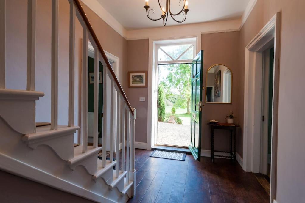 Firs Sleeps 15 Stunning Country House With Hot Tub Sudbourne Extérieur photo