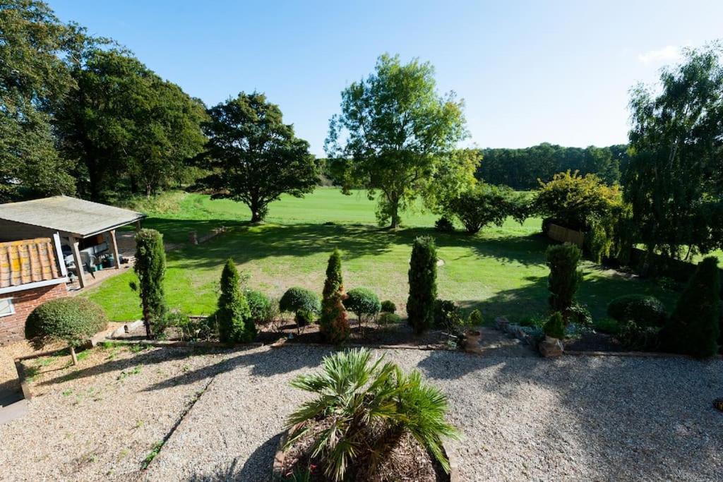 Firs Sleeps 15 Stunning Country House With Hot Tub Sudbourne Extérieur photo